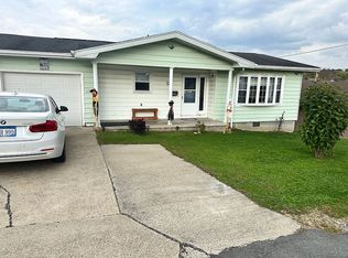 612 Seth Ave, Shinnston, WV