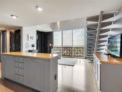 1801 Lavaca St APT 15M, Austin, TX, 78701