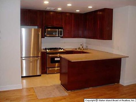 2nd image of 1296 Rockland Ave APT 2E