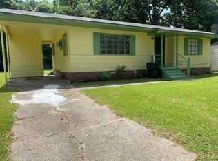 215 Ridgeway St, Vicksburg, MS 39183