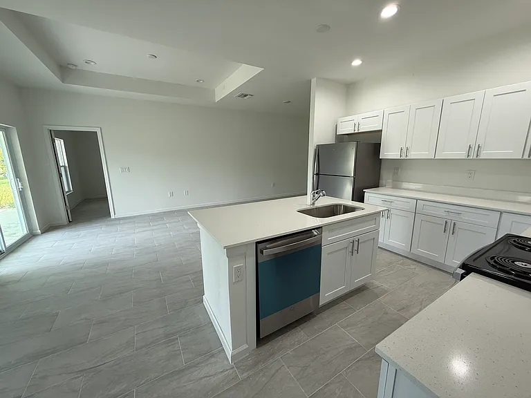 2809 Darlene Pl — Photo 9