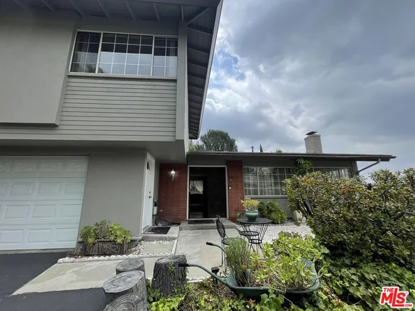 1986 Sherer Ln, Glendale, CA 91208