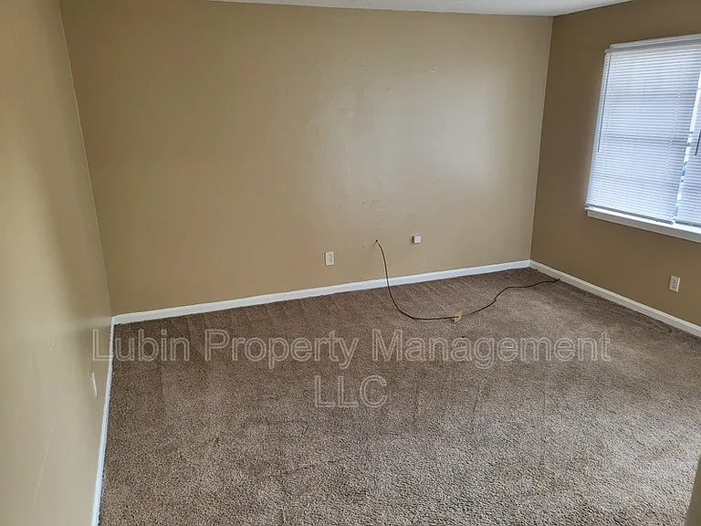 1165 Nester Cv — Photo 4