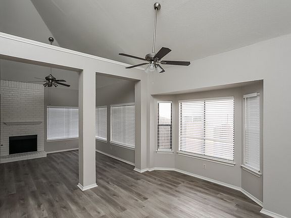 5th image of 3225 Maberry Ct