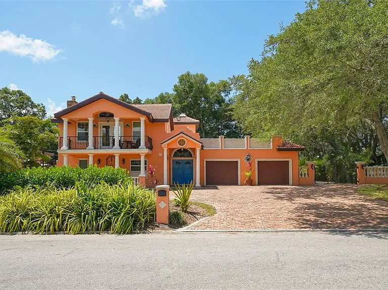 2520 Tami Sola St — Photo 1