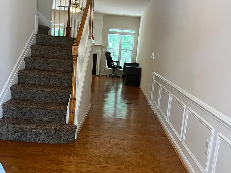 308 Dyersville Dr — Photo 28