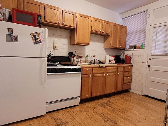 5th image of 5061 N Ashland Ave #1