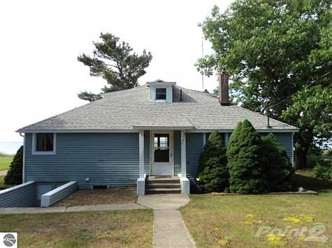 2nd image of 5348 E Augres Ave
