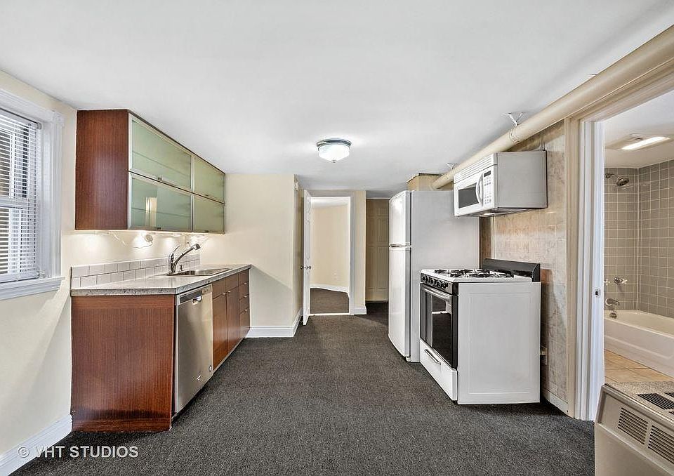 1st image of 2347 W Medill Ave #1
