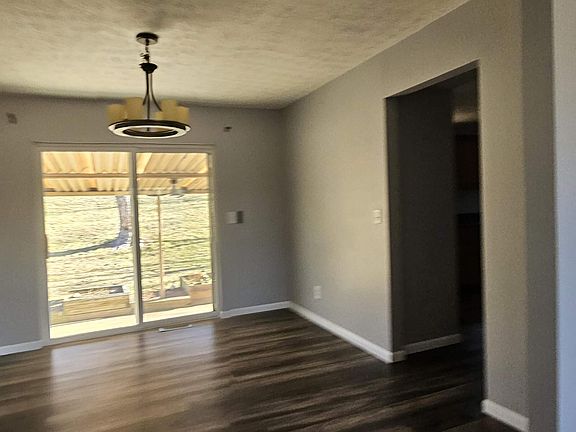 3rd image of 3469 Misty Creek Dr