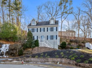 9 Memory Ln, Wakefield, MA 01880