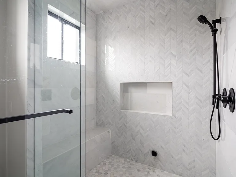 491 N Willson Ave — Photo 14