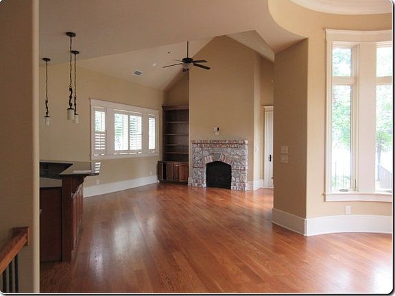 5th image of 8369 Norman Estates Dr
