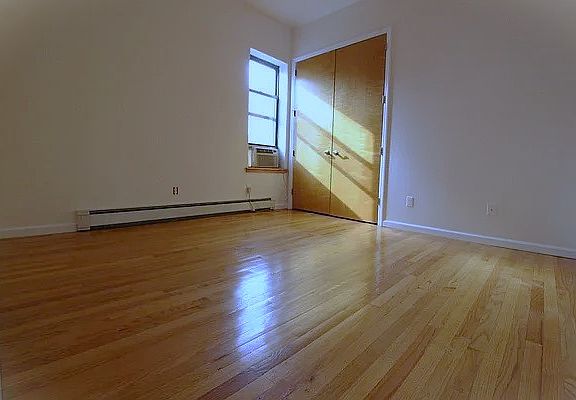 4th image of 61 W 86th St #3A