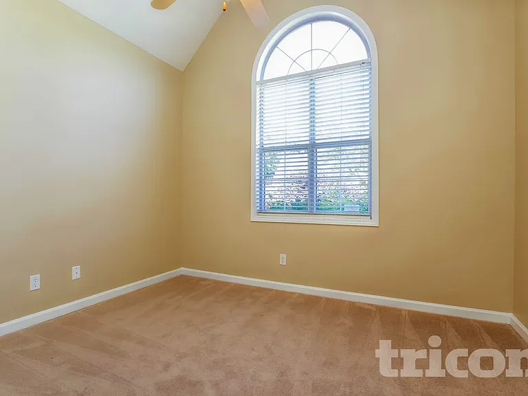 200 Towler Dr — Photo 9
