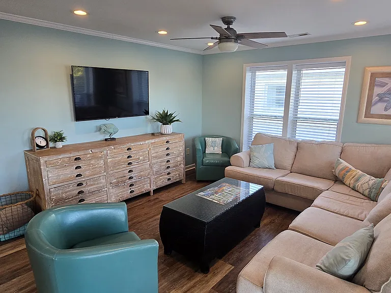 Family Room - 1_09072025