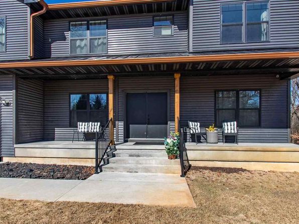 2442 Copi Rd NW, Tiffin, IA 52340