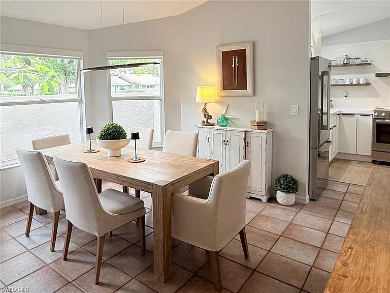 337 Emerald Bay Cir #U1 — Photo 10