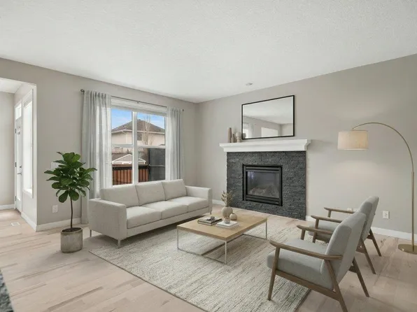 54 E Auburn Crest Way SE, Calgary, AB T3M 1T8