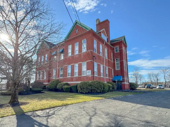 663 Boston St APT 14, Lynn, MA 01905