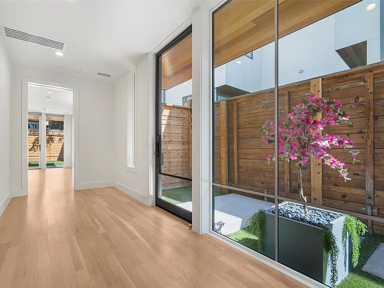 3619 Springbrook — Photo 3