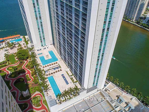 4th image of 335 Biscayne Blvd #410B