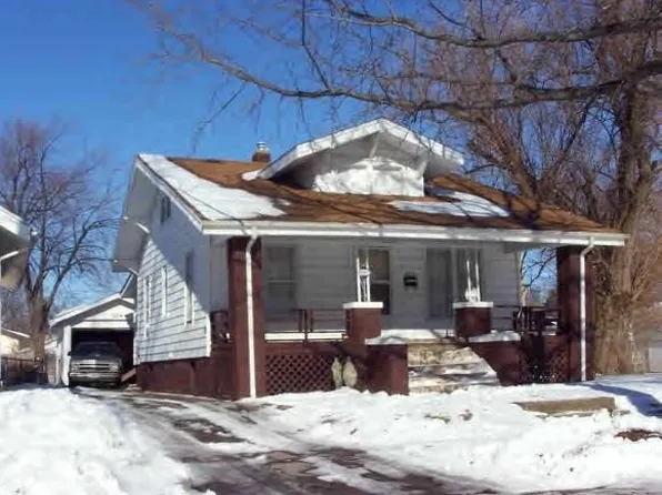 1324 E Johns Ave, Decatur, IL 62521