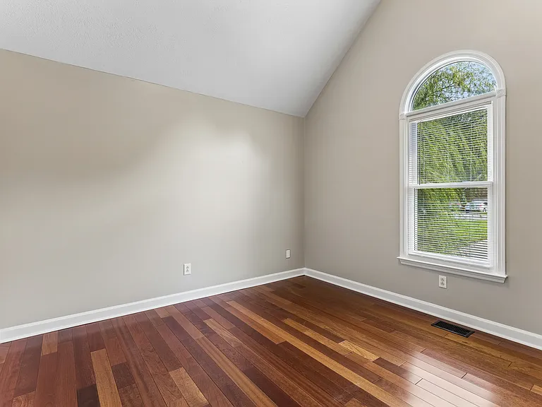 131 Savannah Ridge Dr — Photo 23