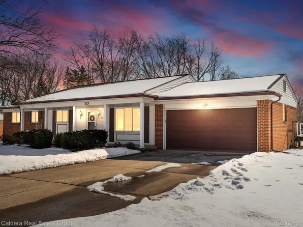 87 Carter Dr, Troy, MI 48098
