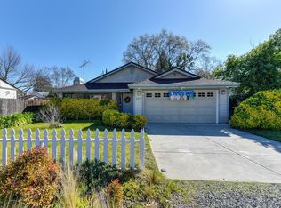 3044 Garfield Ave, Carmichael, CA 95608