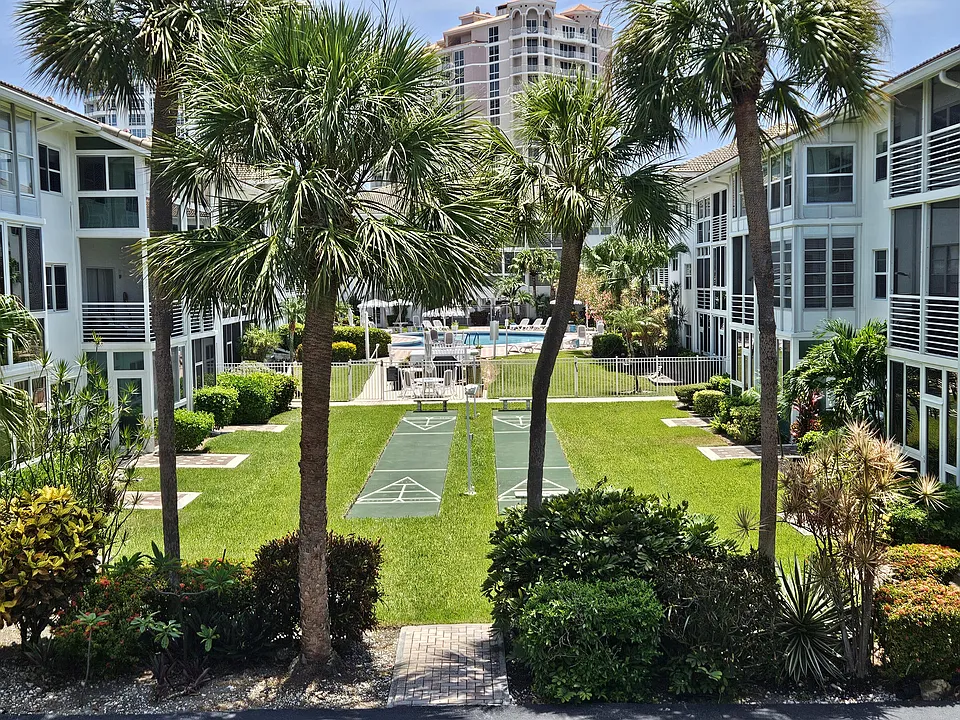 1461 S Ocean Blvd #311