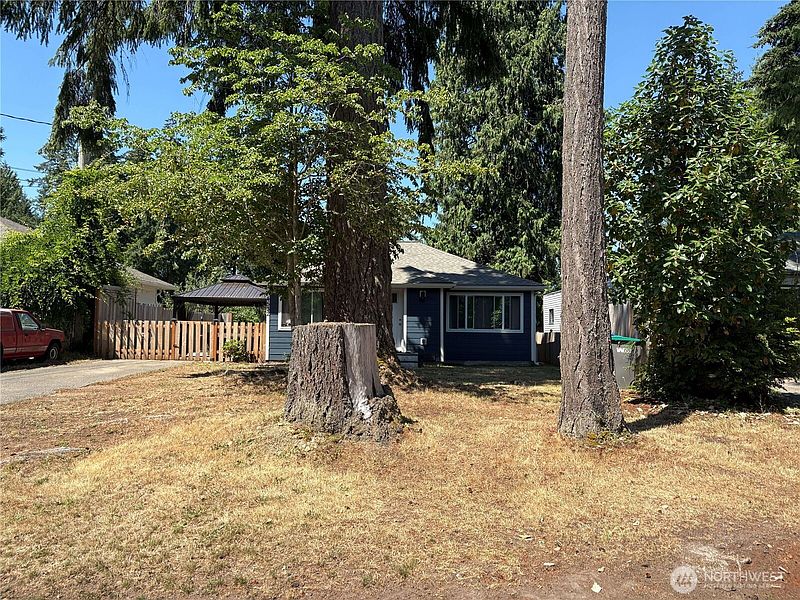 3rd image of 4532 The Cedars