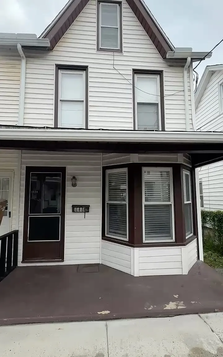 3 bed, 1240 sqft, $1,400 — Photo 3