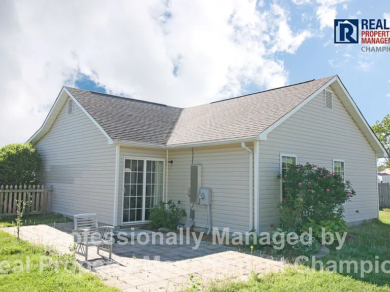 802 Plainfield Ct — Photo 30