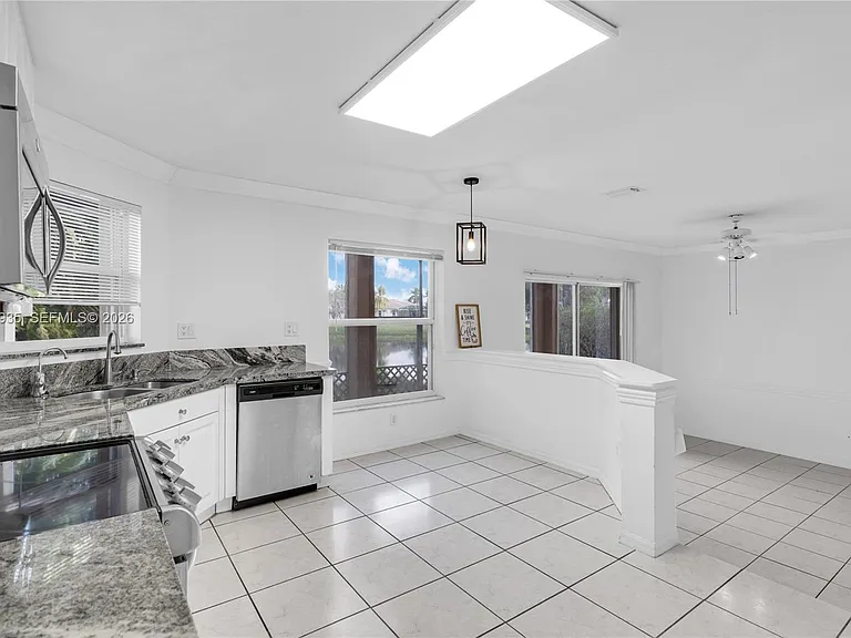 1413 SW 158th Ave — Photo 7