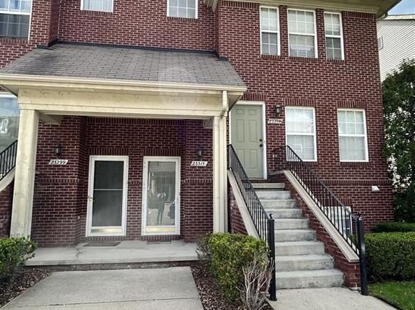 23315 Grayson Dr, Southfield, MI 48075