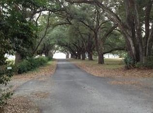 9817 Pointe Aux Chenes Rd, Ocean Springs, MS 39564