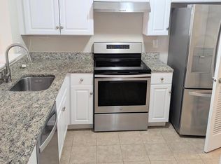 8048 Pantano Pl Unit 8, Alexandria, VA