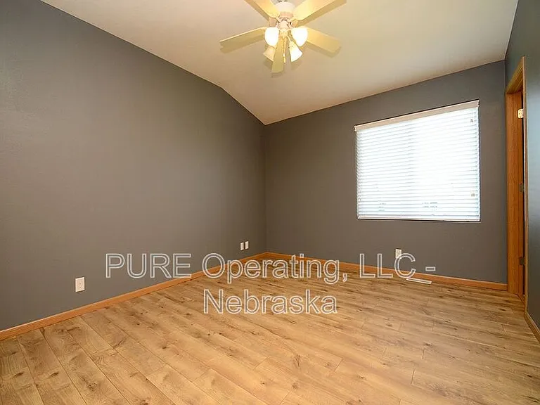 6110 S 188th St — Photo 16
