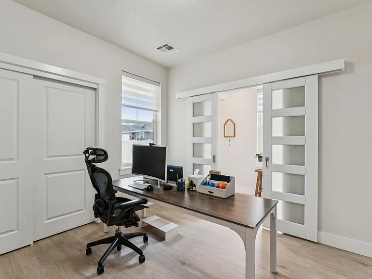 Office/Flex