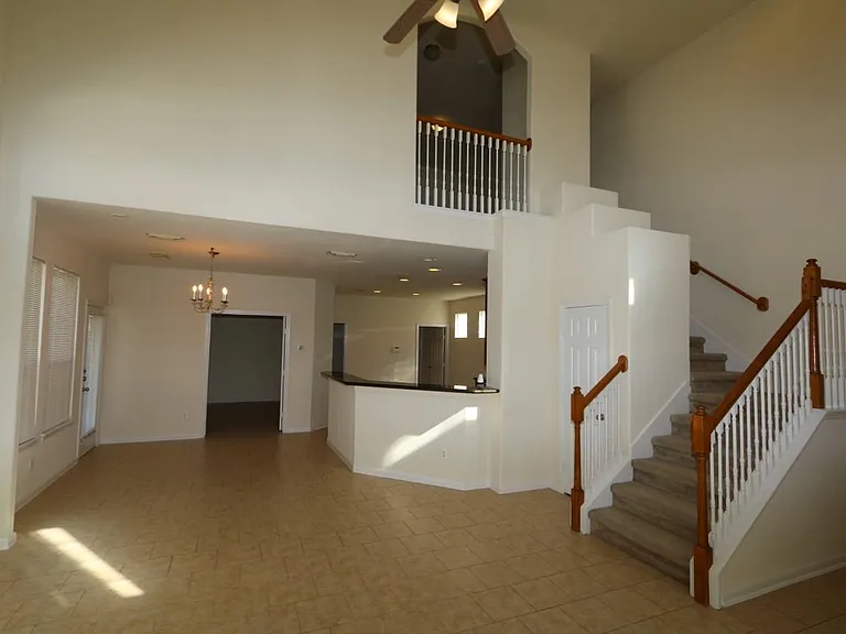 7555 Autumn Sun Dr — Photo 3