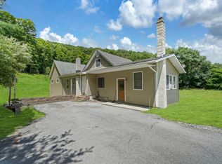 27 Talmadge Ct, Monroe, NY 10950