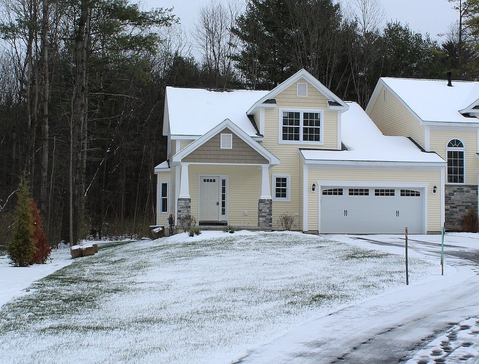 1st image of 62 Lancaster Ct