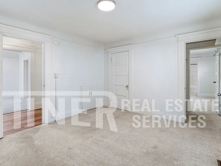 1508 E St — Photo 15