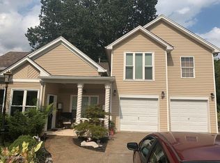 513 Fenley Ave, Lyndon, KY 40222