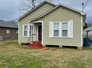 522 5th St, Jennings, LA 70546