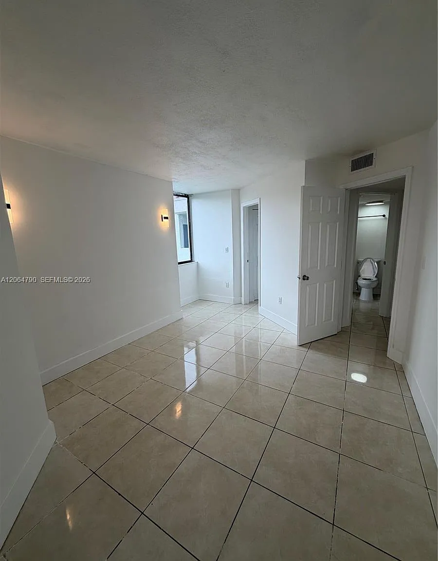 Verabella Falls Condo — Photo 4