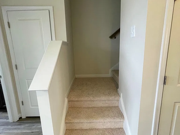 3701 Allington Ct — Photo 7