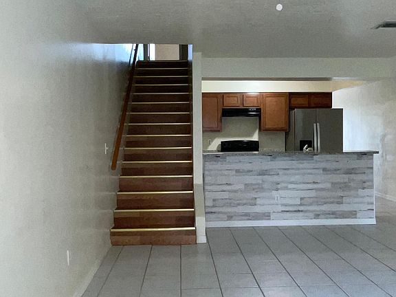 5th image of 1600 Woodland Dr APT E102