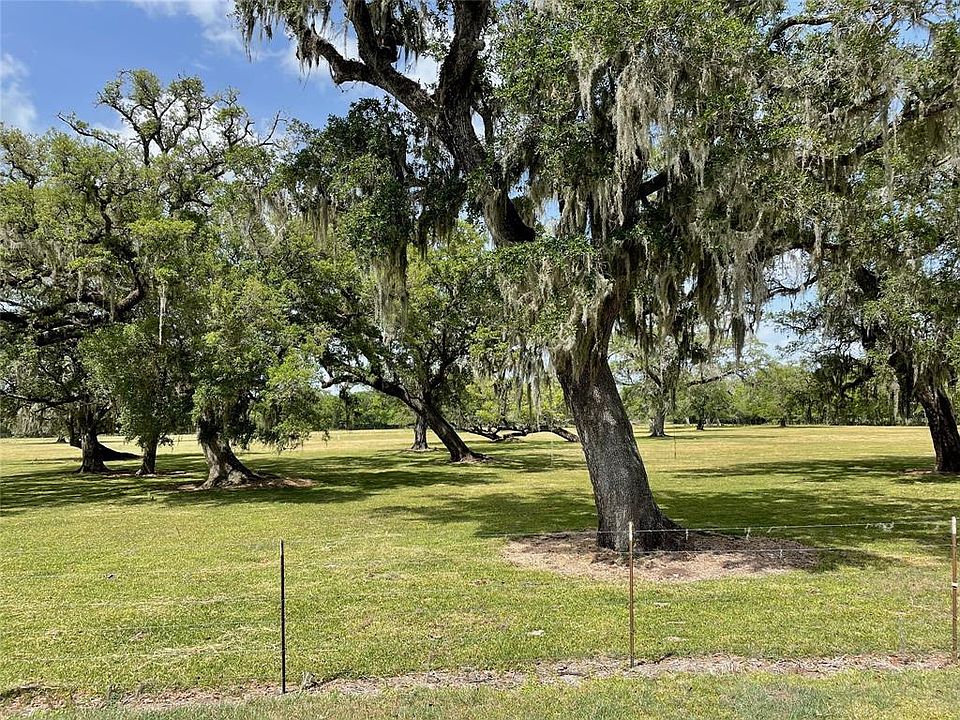 1st image of 19721 County Road 461